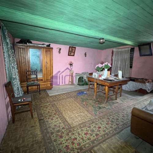 Moradia  V2  em Pedra para Recuperar – Orca, Fundão