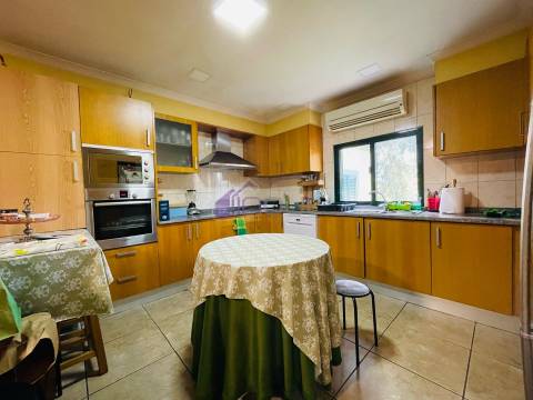 Quinta T3 com 1,5 ha em Palvarinho – Tranquilidade e Conforto a 5 Minutos de Castelo Branco