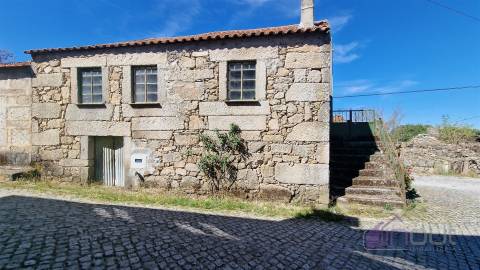 Moradia Geminada  Venda em Freixedas,Pinhel