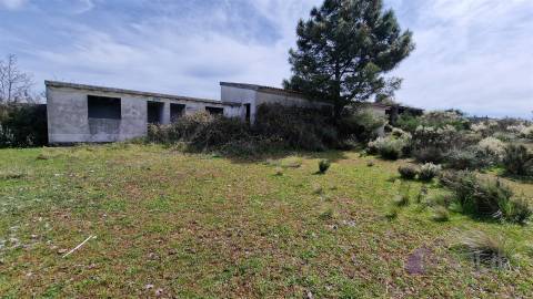 Terreno urbano/Quinta/Complexo industrial