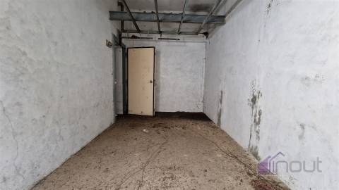 Terreno urbano/Quinta/Complexo industrial