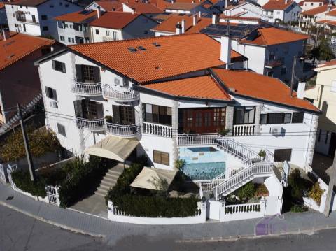 Hotel >=T10 Venda em Pinhel,Pinhel