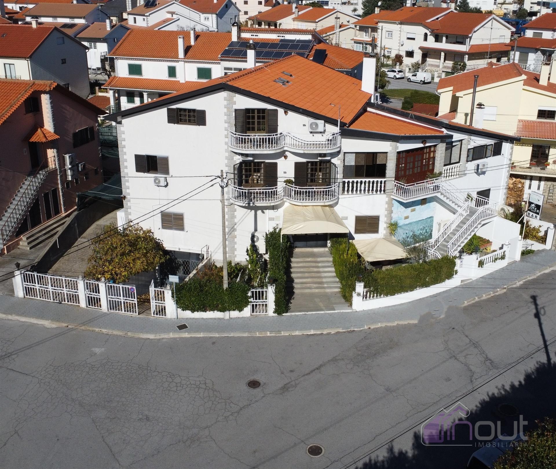 Hotel >=T10 Venda em Pinhel,Pinhel