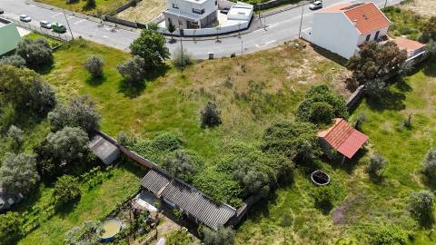 Terreno Urbano Castelo Branco com Furo Legalizado – Ideal para Construção