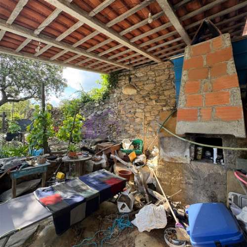 Quinta Rural com Recursos Naturais e Potencial Agrícola – A Apenas 200m da Fronteira com Espanha