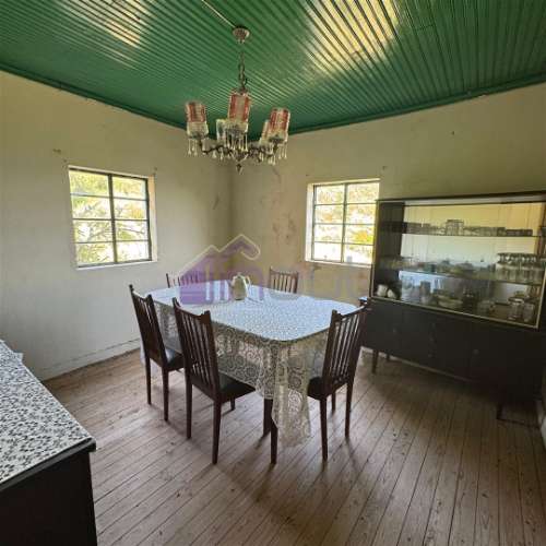 Refúgio de Sonho em Plena Natureza – Quinta com 21.570 m², 2 Moradias, Furo e Árvores de Fruto | Arr