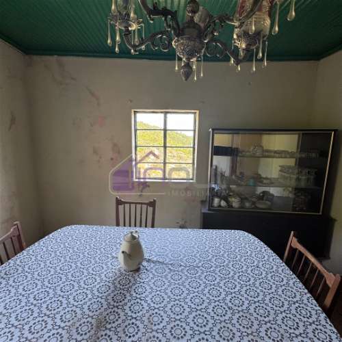 Refúgio de Sonho em Plena Natureza – Quinta com 21.570 m², 2 Moradias, Furo e Árvores de Fruto | Arr