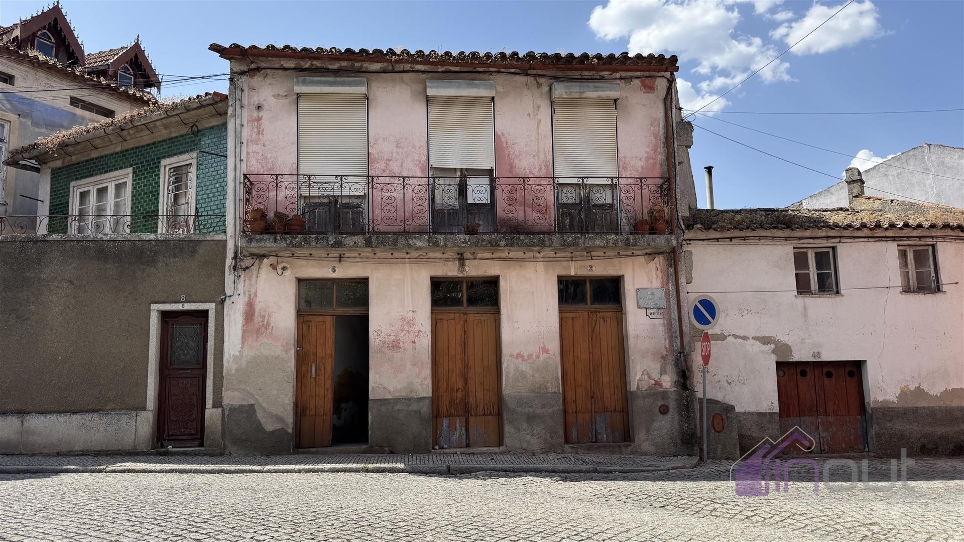 Moradia em Banda  Venda em Pinhel,Pinhel