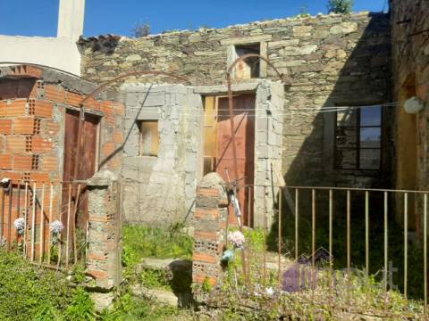 Moradia T9 Venda em Benquerenças,Castelo Branco