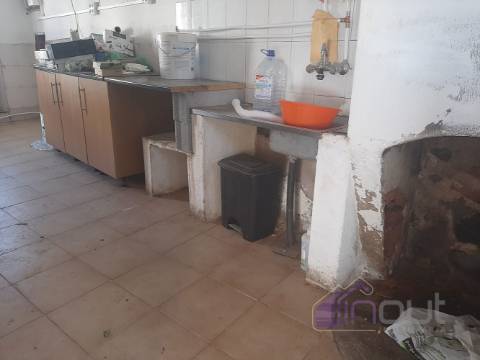 Moradia T9 Venda em Benquerenças,Castelo Branco