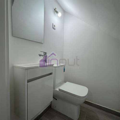 Moradia T1 Renovada no Centro da Aldeia