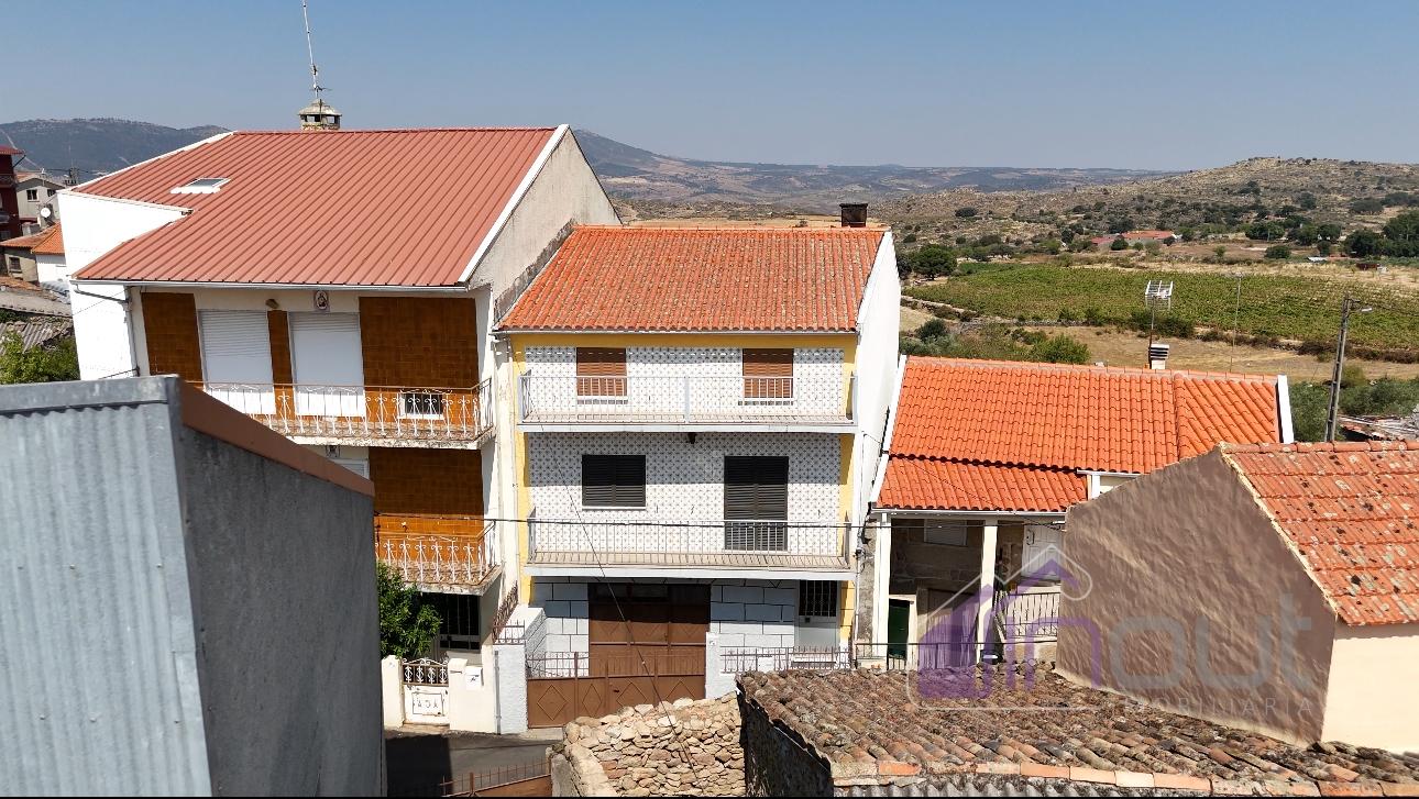 Moradia em Banda T4 Venda em Pinhel,Pinhel