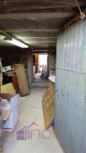 🏡 Moradia para Remodelar em Vale Ferradas – Excelente Oportunidade