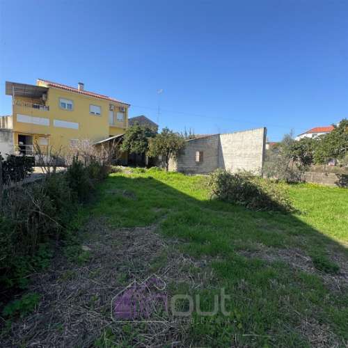 Moradia T4 na Soalheira – Versatilidade, Espaço e Potencial num Só Investimento