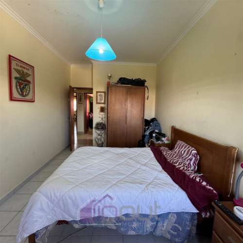 Moradia T4 na Soalheira – Versatilidade, Espaço e Potencial num Só Investimento