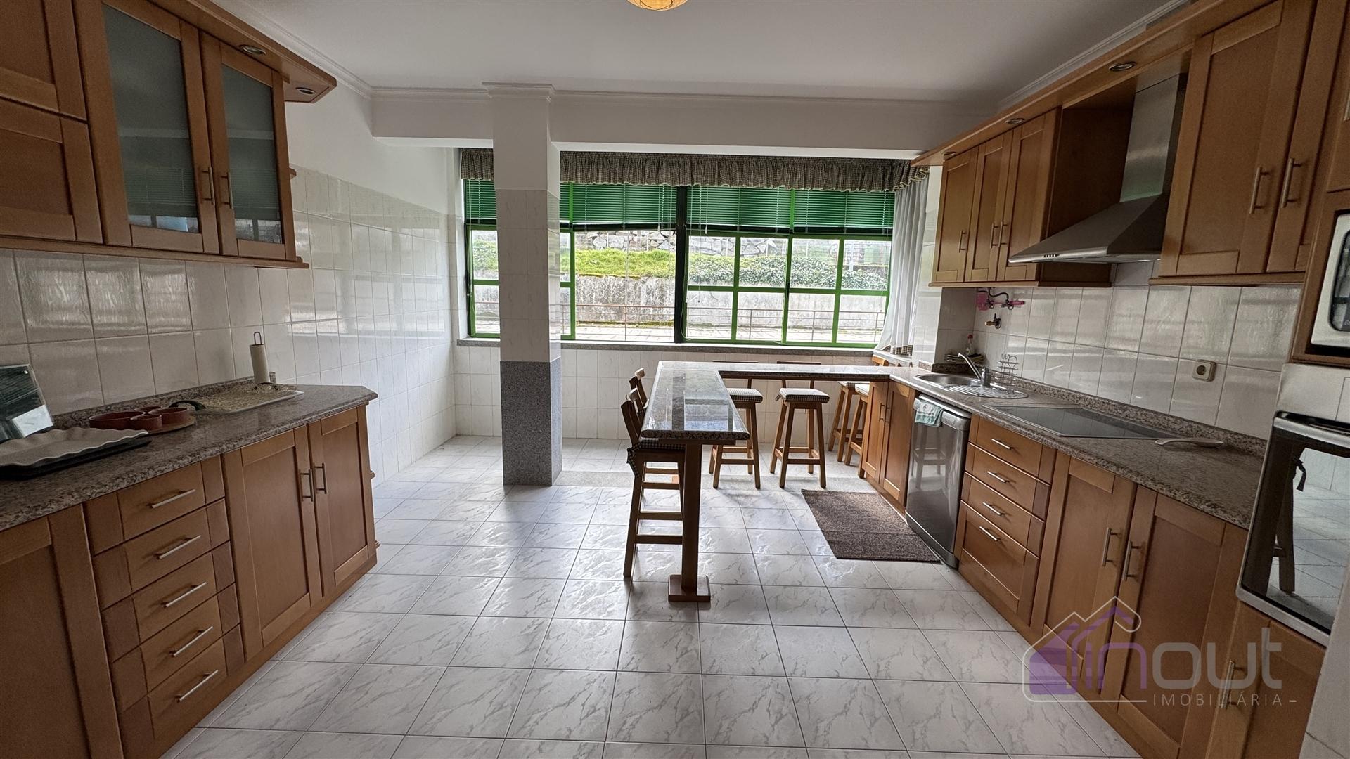 Apartamento T3 Venda em Guarda,Guarda