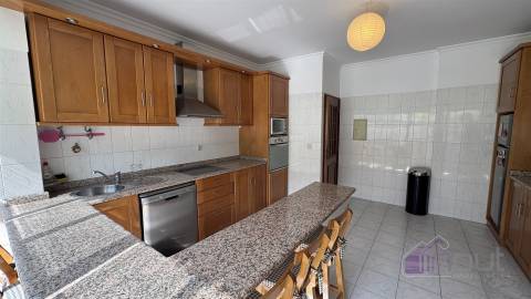 Apartamento T3 Venda em Guarda,Guarda