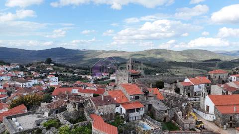 Ruína com Grande Potencial em Penamacor – Oportunidade Única para Criar a Casa dos Seus Sonhos