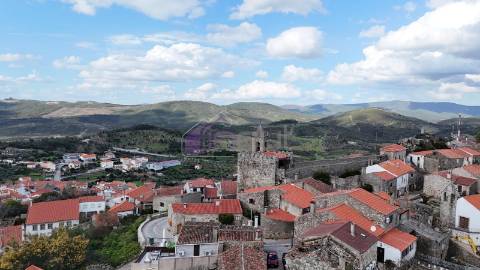 Ruína com Grande Potencial em Penamacor – Oportunidade Única para Criar a Casa dos Seus Sonhos