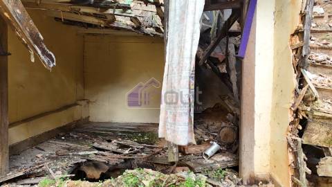 Ruína com Grande Potencial em Penamacor – Oportunidade Única para Criar a Casa dos Seus Sonhos