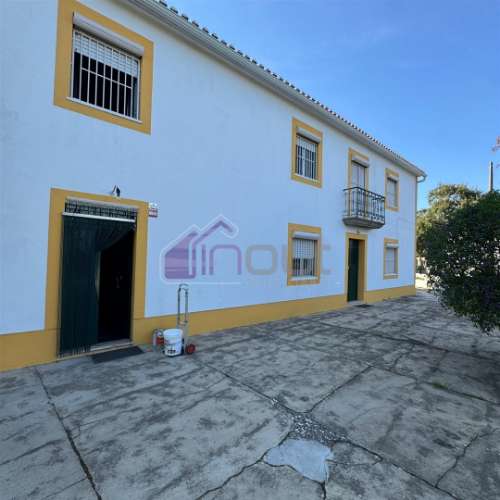 Propriedade Rural de Excelência às Portas de Castelo Branco – 9 Hectares de Oportunidade