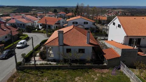 Moradia T3 Venda em Pinhel,Pinhel