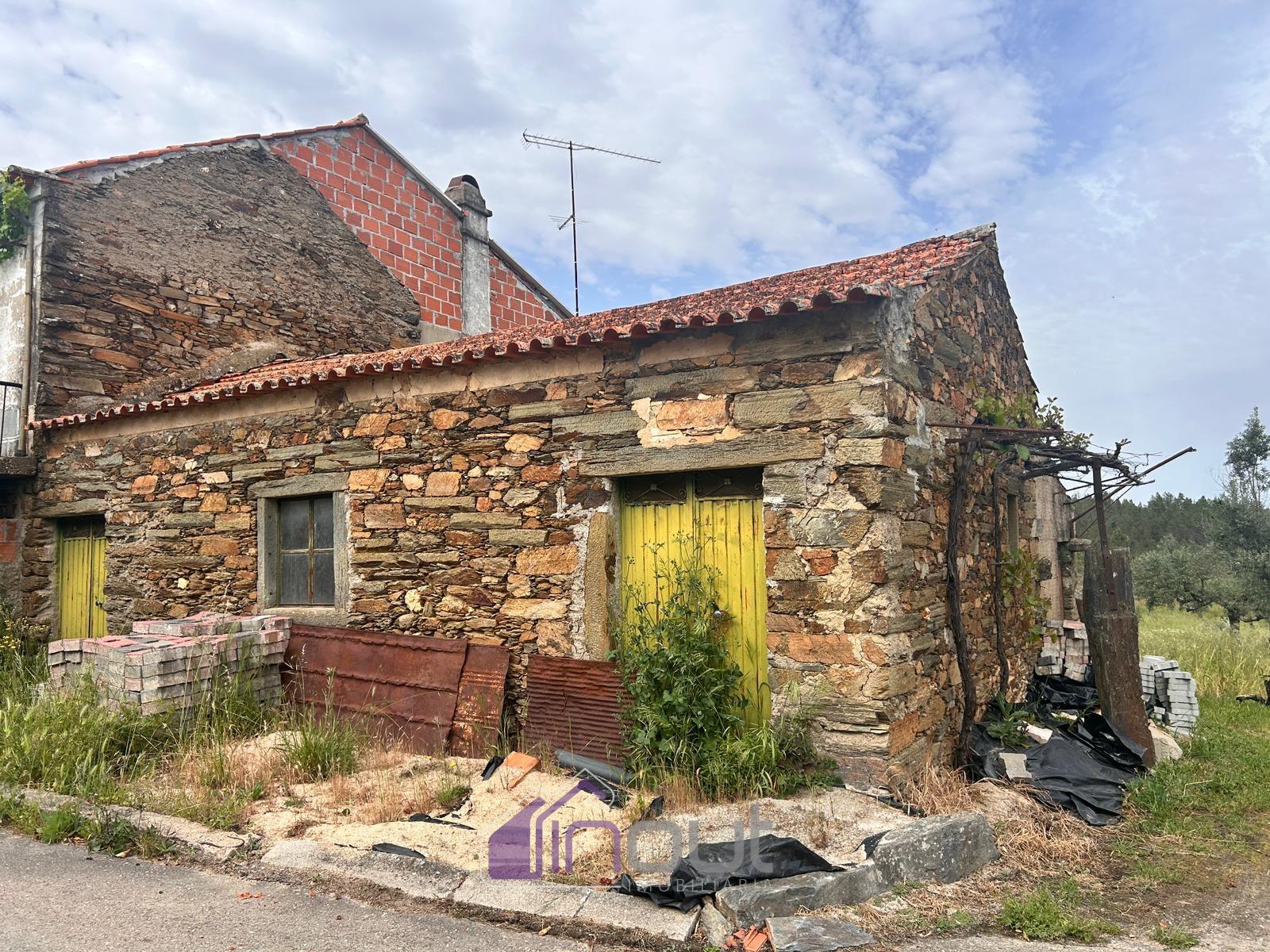 Moradia T1 Venda em Sarzedas,Castelo Branco