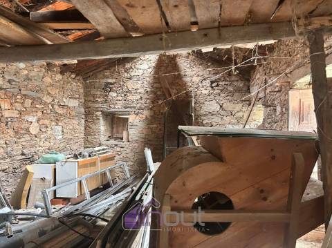 Moradia T1 Venda em Sarzedas,Castelo Branco