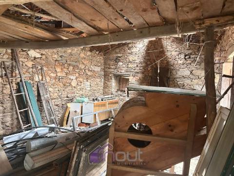 Moradia T1 Venda em Sarzedas,Castelo Branco