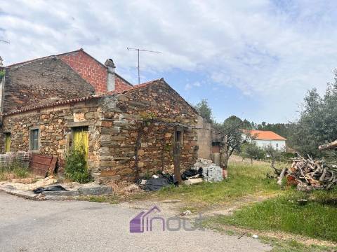 Moradia T1 Venda em Sarzedas,Castelo Branco