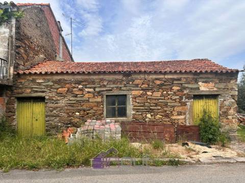 Moradia T1 Venda em Sarzedas,Castelo Branco