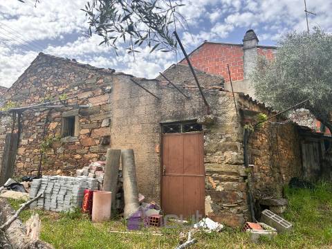 Moradia T1 Venda em Sarzedas,Castelo Branco