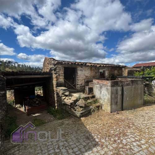 Moradia para Restaurar T5 Venda em Santo André das Tojeiras,Castelo Branco