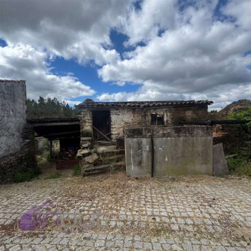Moradia para Restaurar T5 Venda em Santo André das Tojeiras,Castelo Branco