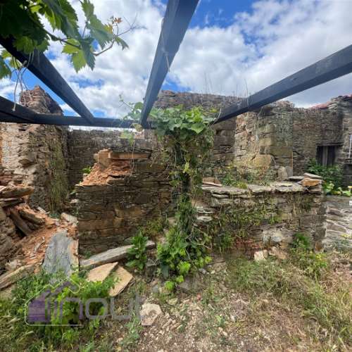 Moradia para Restaurar T1 Venda em Santo André das Tojeiras,Castelo Branco