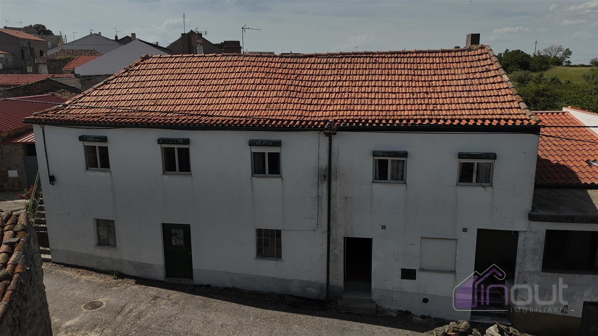 Moradia T3 Venda em Atalaia e Safurdão,Pinhel
