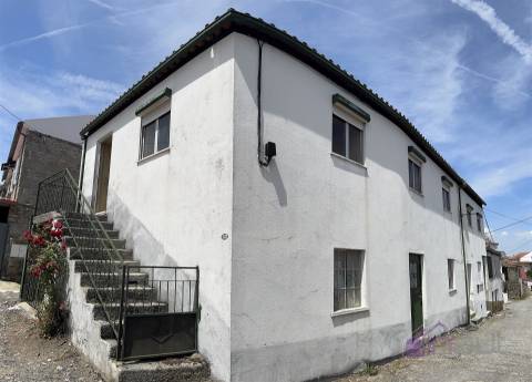 Moradia T3 Venda em Atalaia e Safurdão,Pinhel