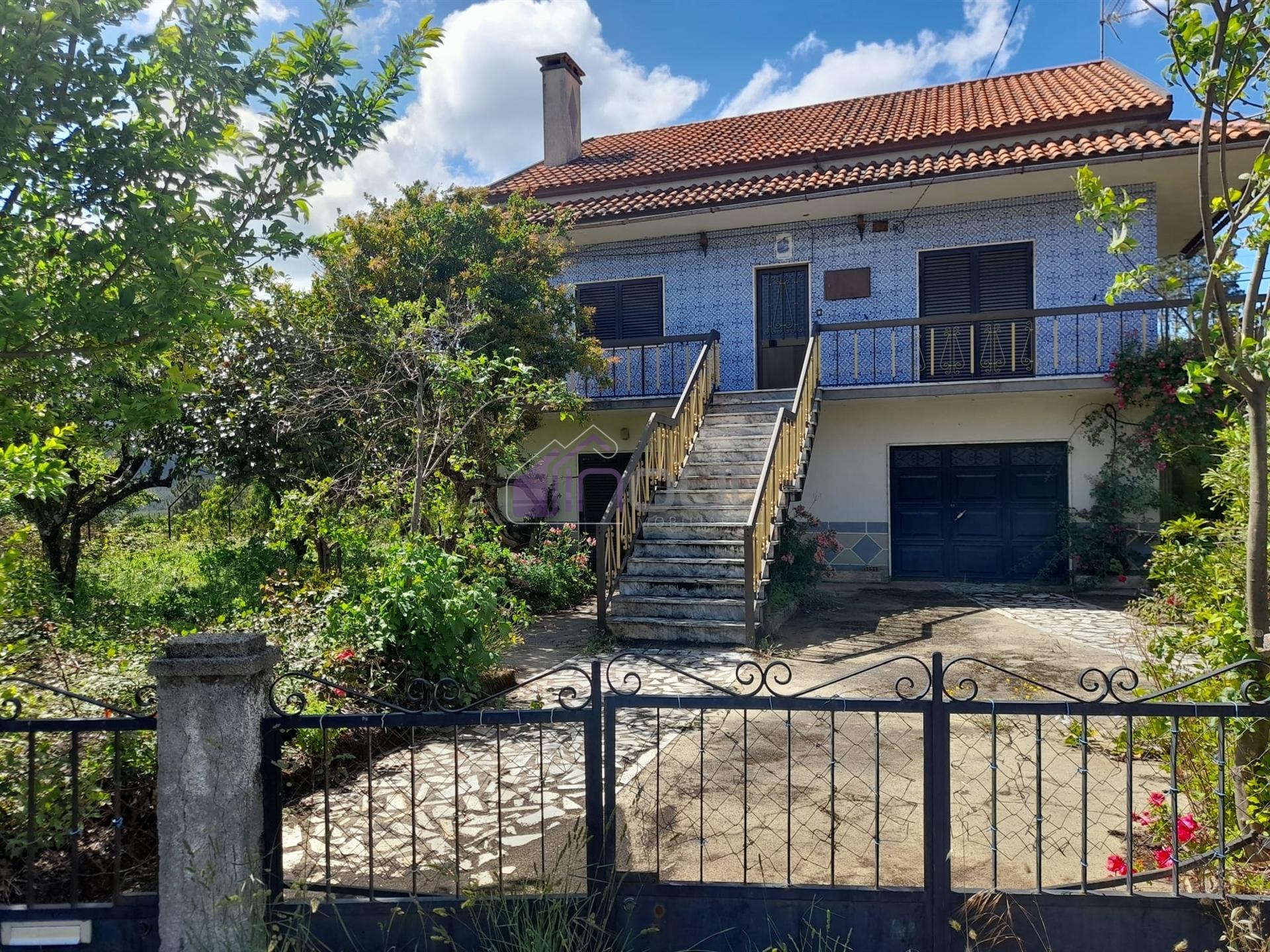 Moradia T4 Venda em Almaceda,Castelo Branco