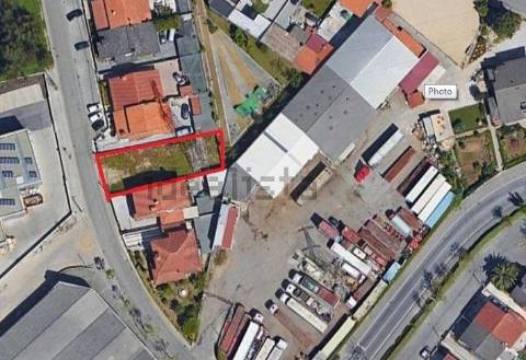 Lote de Terreno  Venda em Nogueira e Silva Escura,Maia