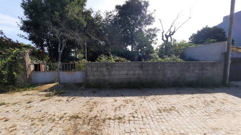 Terreno Para Construção  Venda em Castêlo da Maia,Maia