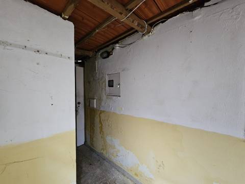 Moradia para Restaurar T3 Venda em Custóias, Leça do Balio e Guifões,Matosinhos