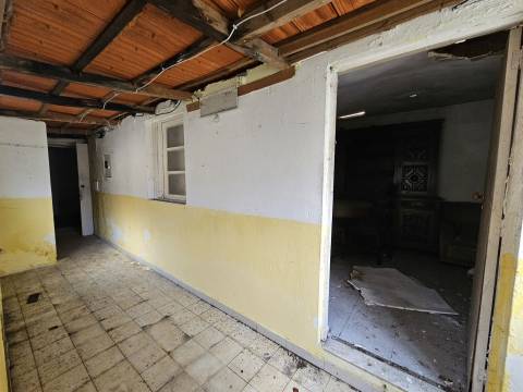 Moradia para Restaurar T3 Venda em Custóias, Leça do Balio e Guifões,Matosinhos