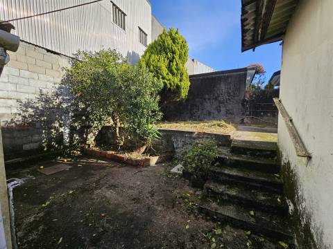 Moradia para Restaurar T3 Venda em Custóias, Leça do Balio e Guifões,Matosinhos