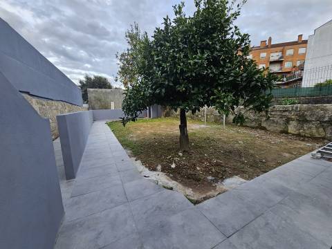 Andar Moradia T2 Venda em São Mamede de Infesta e Senhora da Hora,Matosinhos