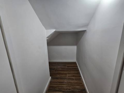 Andar Moradia T2 Venda em São Mamede de Infesta e Senhora da Hora,Matosinhos