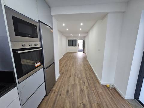 Andar Moradia T2 Venda em São Mamede de Infesta e Senhora da Hora,Matosinhos