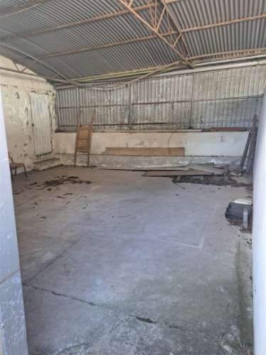 Armazém  Venda em São João da Madeira,São João da Madeira