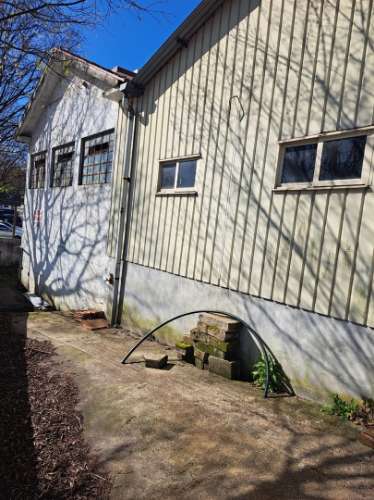 Armazém  Venda em São João da Madeira,São João da Madeira