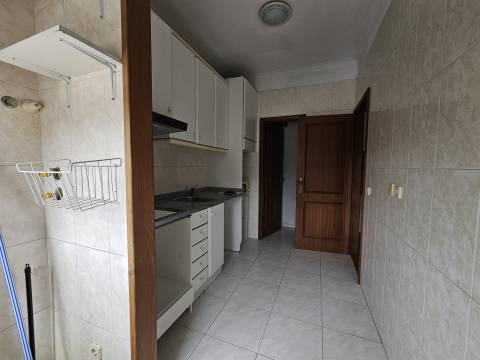 Apartamento T1 Arrendamento em Paranhos,Porto