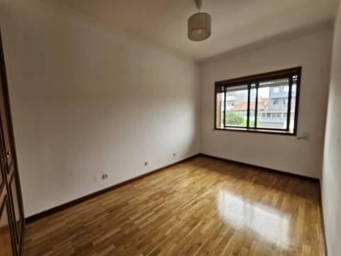 Apartamento T1 Arrendamento em Paranhos,Porto